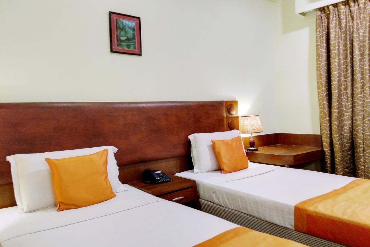 Oyo 6110 Thalassa Suites 벵갈루루 외부 사진
